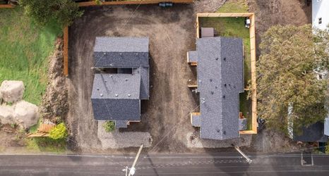 其他 2 Steps to Beach and Vibrant Entertainment - Charming Coastal Haven