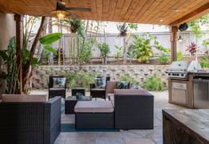 其他 5 Palm Canyon Paradise | Serene Getaway with Pool, Hot Tub, Mini-Golf in Backyard!
