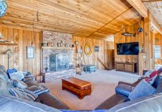 Others 6 Ocean View Deck and Hot Tub - Charming Coastal Escape