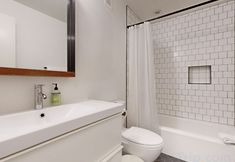 기타 7 Charming townhouse with private washer/dryer & enclosed patio