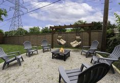 Others 3 Private Hot Tub and Gourmet Kitchen - Stunning Exclusive Retreat