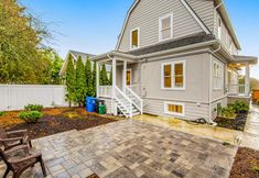 其他 2 Spacious home with fenced yard, patio, & sunroom - near UW/Green Lake