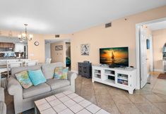 Others 7 Gulf Front Views and Heated Pool - Elegant Beachside Retreat