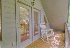 Khác 3 Free Admissions to Top Attractions Daily - Cozy Charming Cabin