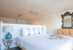 อื่นๆ 2 City views Little Italy Loft with Parking