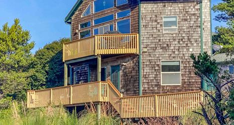 Lainnya 2 Ocean-Facing Decks and Private Hot Tub - Charming Coastal Retreat