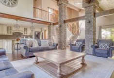 Others 5 Stunning Ocean Views and Hot Tub Retreat - Elegant Coastal Sanctuary