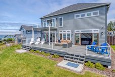 其他 Ocean Views and Hot Tub - Luxurious Coastal Sanctuary