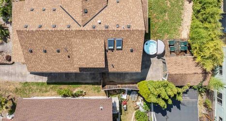 Others 2 Gorgeous Outdoor Retreat and Luxurious Amenities - Exquisite Haven