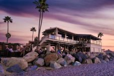 Others Modern Style with Enclosed Yard and Amenities - Charming Beachside Escape