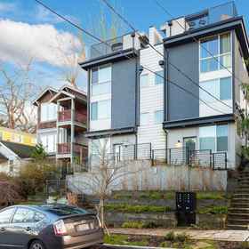 Logo 1 ดาดฟ้าและใกล้กับร้านกาแฟและเส้นทางที่มีชีวิตชีวา - ที่พักผ่อนที่มีเสน่ห์, โรงแรม & ที่พัก ซีแอตเทิล