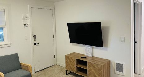 Others 2 Kitchenette and Ideal Location Near the Beach - Charming Oasis