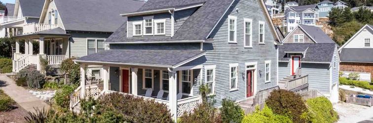 Others Beach Access and Private Jacuzzi Retreat - Charming Coastal Sanctuary