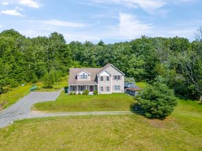 其他 4 Spacious Backyard and Spa Area with Jacuzzi - Stunning Tranquil Retreat