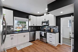 其他 4 Private Hot Tub and Cozy Living Space - Stylish Escape