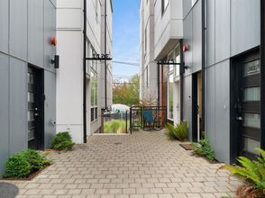 Others 4 Cozy Space with Convenient Access to Downtown - Charming Getaway