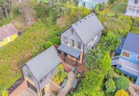 其他 Ocean Views and Glow-in-The-Dark Game Room - Charming Coastal Haven