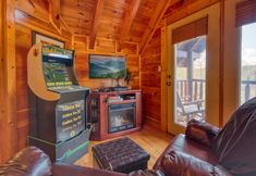 Others 7 2 Bedroom Luxury Cabin Amazing Mountain View, Wear