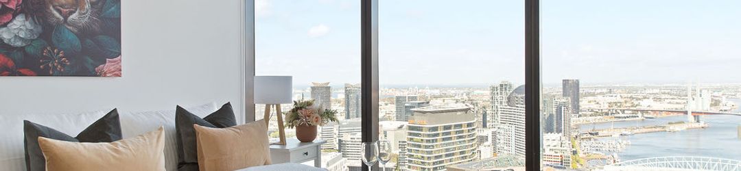 其他 A Modern 2BR Apt with Harbour Views, FREE Parking