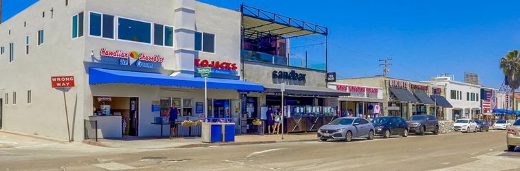 Others Ocean View Rooftop Deck and Steps to Beach - Stunning Coastal Oasis