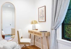 Others 5 Stunning Dual Living Rooms and Chef's Kitchen - Cozy Elegant Escape