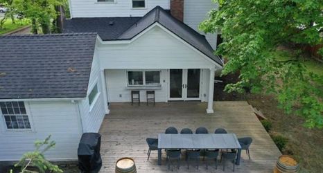 其他 2 Historic Farmhouse with Gourmet Kitchen and Outdoor Oasis - Enchanting Getaway