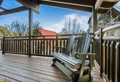 อื่นๆ 7 Jacuzzi Tub and Game Room Fun - Charming Log Cabin