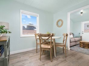 其他 4 Private Hot Tub and Fenced Backyard - Charming Coastal Retreat