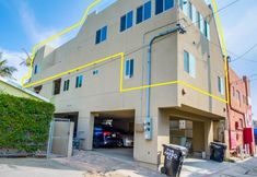 Others 2 Ocean View Rooftop Deck and Steps to Beach - Stunning Coastal Oasis