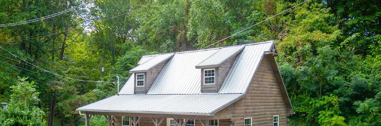 其他 Bright, Airy Spaces and a Hot Tub! - Bear Clubhouse