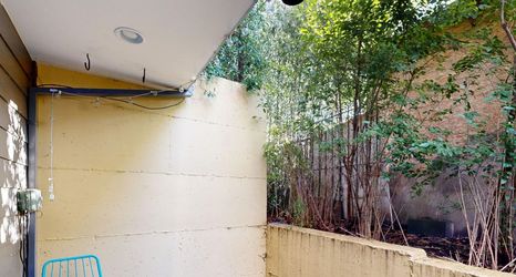 기타 2 Charming townhouse with private washer/dryer & enclosed patio