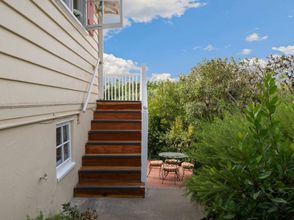 อื่นๆ 4 Breathtaking Ocean Views and Garden Patio - Charming Coastal Sanctuary