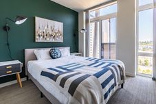 Others 2BR | Lounge, Rooftop, Gym | Bellevue | Sophari C