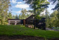 Others 3 Luxurious Chef's Kitchen and Secluded Courtyard - Stunning Wellness Oasis