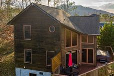 其他 Hot Tub and Cozy Fireplace - Inviting Mountain Hideaway