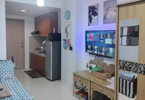 기타 Modern Condo in Quezon City with City View