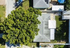 其他 6 The Coastal Retreat: Modern 3BR Home with Beachy Charm