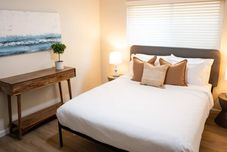 其他 Chic San Diego Apartment with Hot Tub & Workspace