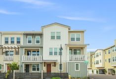 その他 2 Luxury Townhome with Pool and Garage Parking - Exquisite Coastal Retreat
