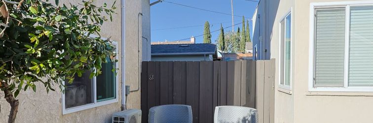 Others Charming Cottage with Private Patio and Dedicated Parking - Inviting Retreat