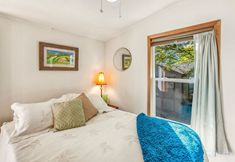 其他 7 Private Dock and Spacious Deck by Tranquil Lake - Charming Escape