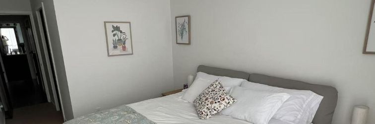 Others Rooftop Patio and Spacious Living - Stylish Urban Retreat