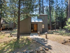 Others 4 Shields Shalet