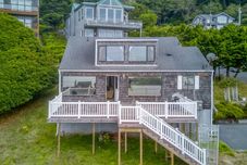 其他 Stunning Ocean Views and Cozy Gathering Spaces - Charming Coastal Haven