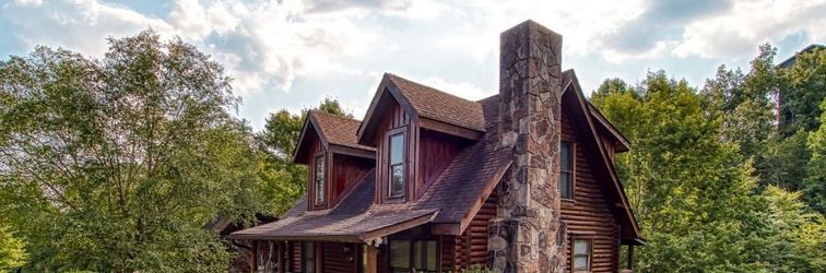 อื่นๆ Cozy Living Space with Hot Tub and Pool Table - Charming Rustic Cabin