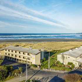 Logo 1 Ocean View and Private Deck - Stunning Coastal Escape, Grays Harbor County Hotels