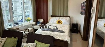 Others 3 Spacious Studio unit with Balcony and Seaview