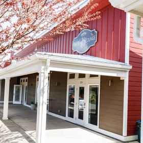 Hotel Exterior 1 Cozy Decks and Fire Pit Near Marina - Charming Coastal Retreat, Washington Hotels