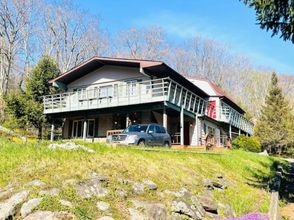 Lain-lain 4 Catskill Cabin, Zen Mantra Apt9