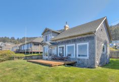 Others 3 Oceanfront Deck and Cozy Interior - Charming Coastal Escape